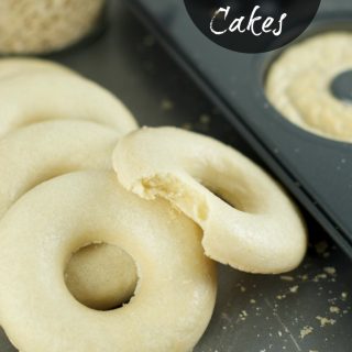 brown rice cakes recipe - These easy to make baked brown rice cakes are delicious, healthy and made in a fun way to get kids to kids to eat them as a snack.